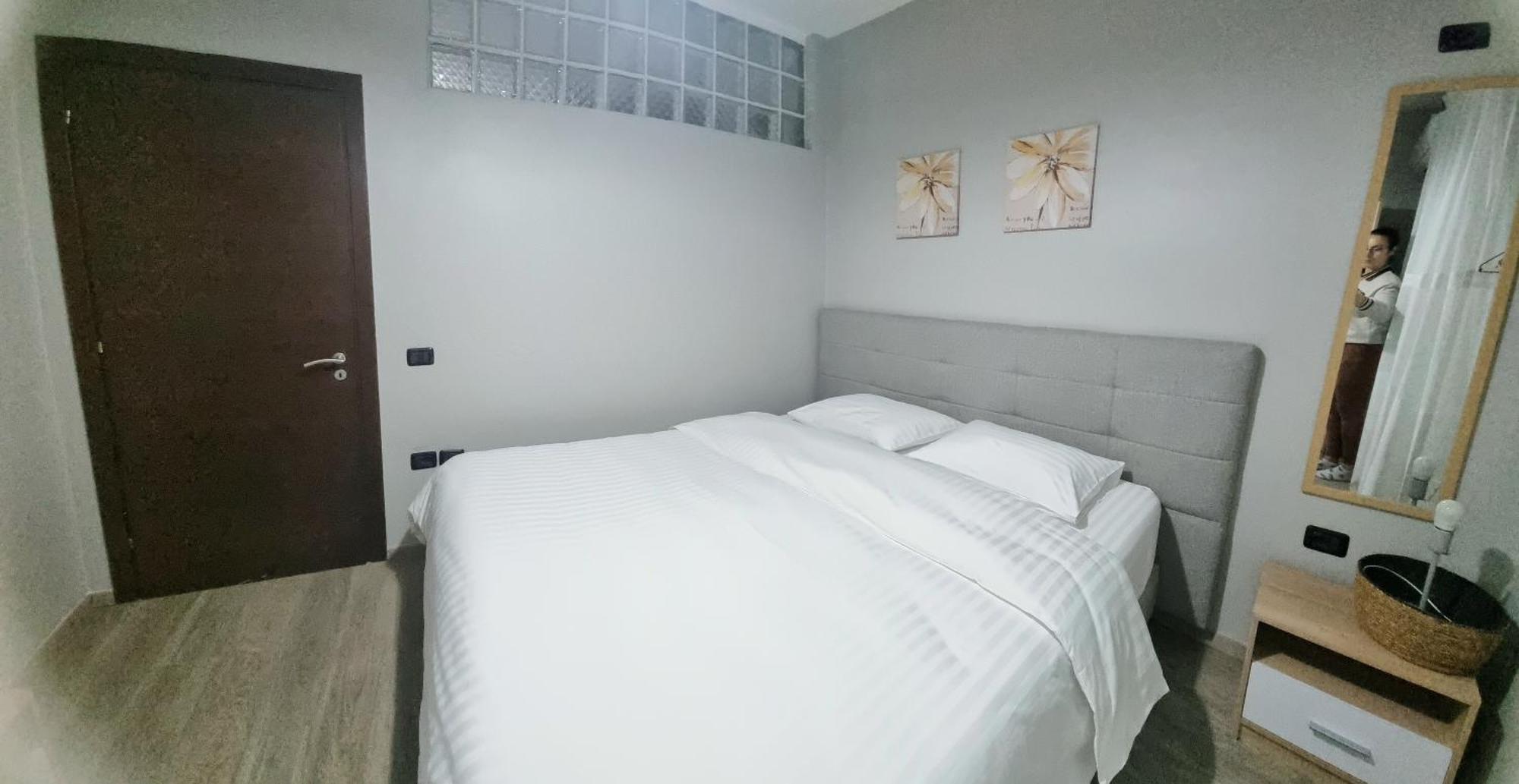 טיראנה Nevila'S Apartment מראה חיצוני תמונה